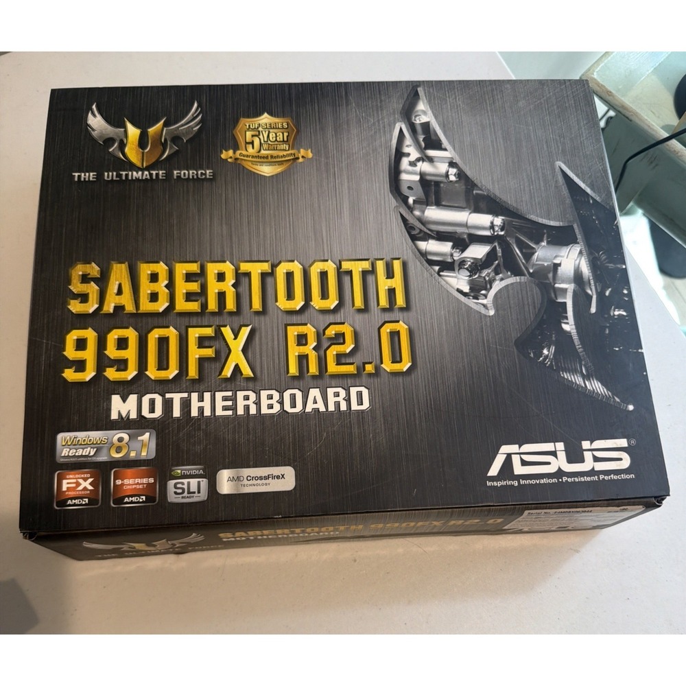 ASUS Sabertooth 990FX R2.0 Motherboard NEW PC gaming